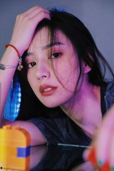 国产女主播兔兔在线观看,在线魅力绽放，粉丝追捧热潮